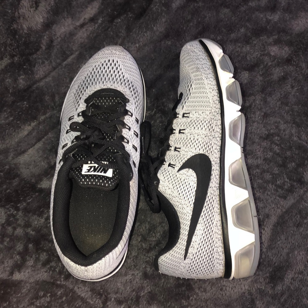 Nike Tailwind 8 (women’s 11, men’s 9.5!!!)